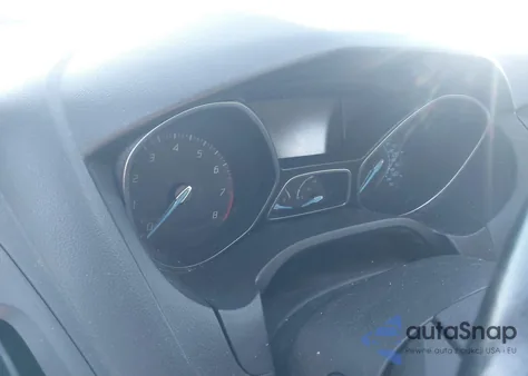 2012 Ford Focus Se z USA, uszkodzony, nr VIN 1FAHP3K20CL182290